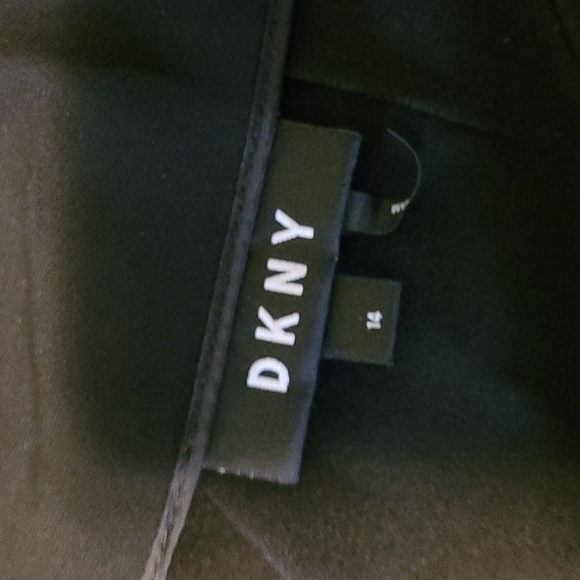 DKNY SKIRT - Picture 3 of 7